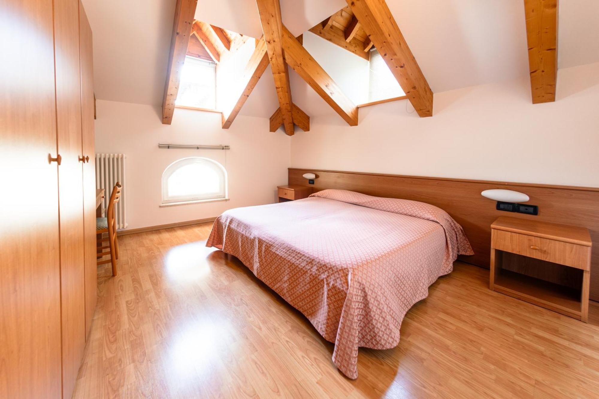 Hotel Vittoria Roncegno Екстериор снимка
